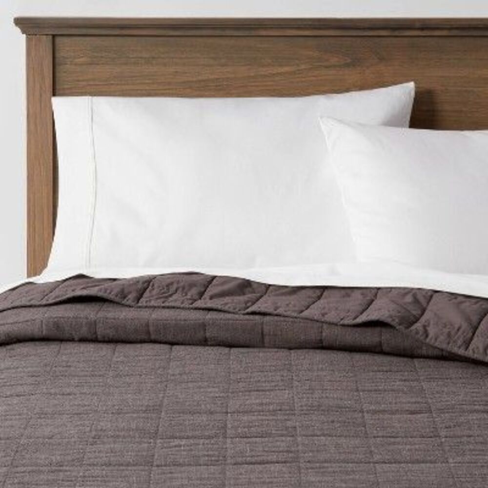 Threshold Quilted Bedspread in White and Charcoal Brown